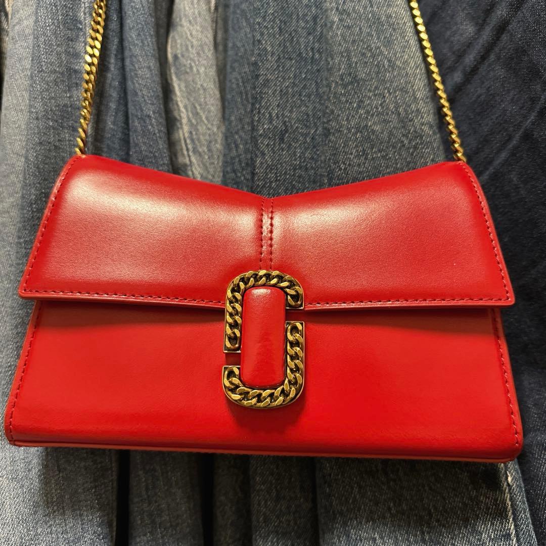MARC JACOBS マークジェイコブス赤色ミニショルダーバッグ　ウォレット