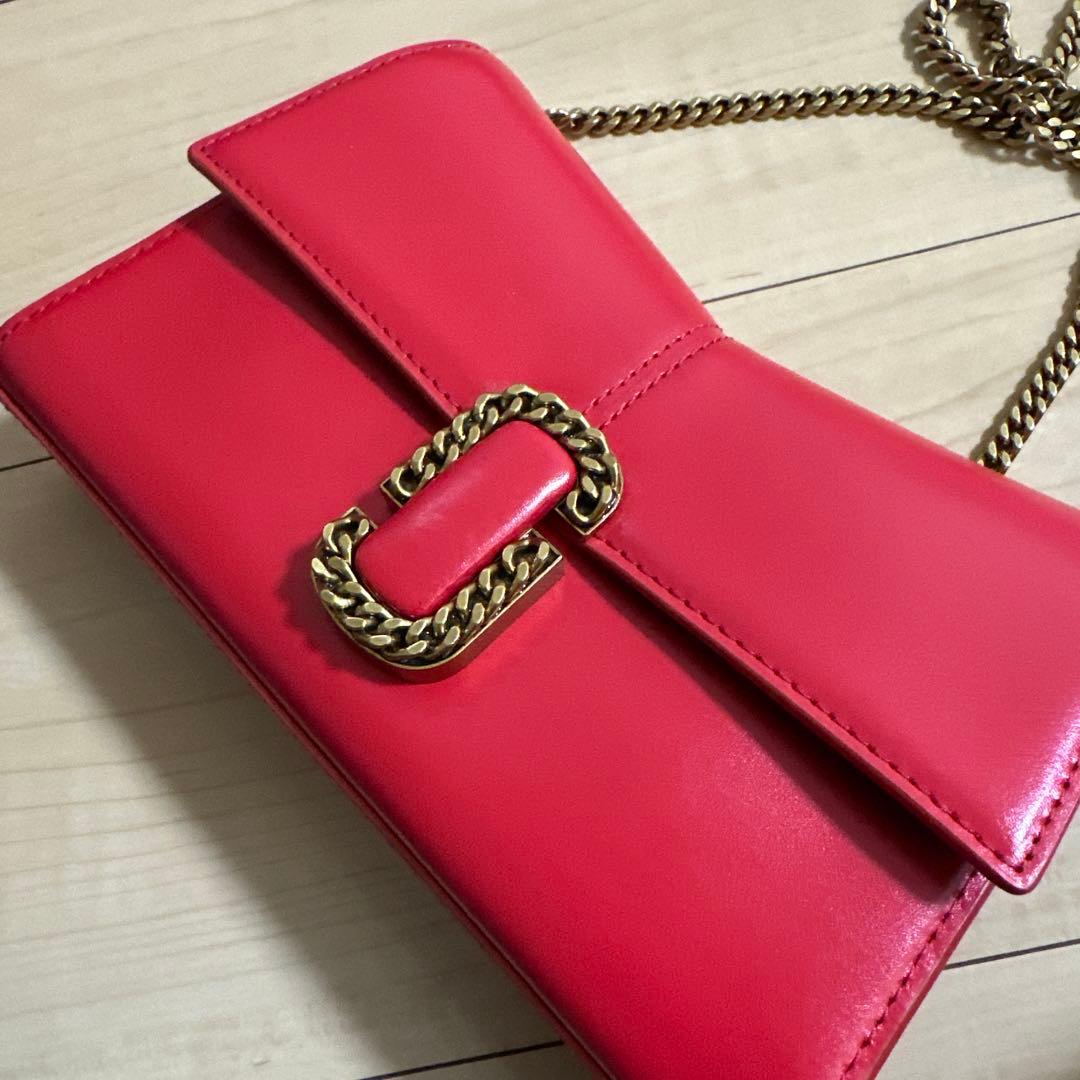 MARC JACOBS マークジェイコブス赤色ミニショルダーバッグ　ウォレット