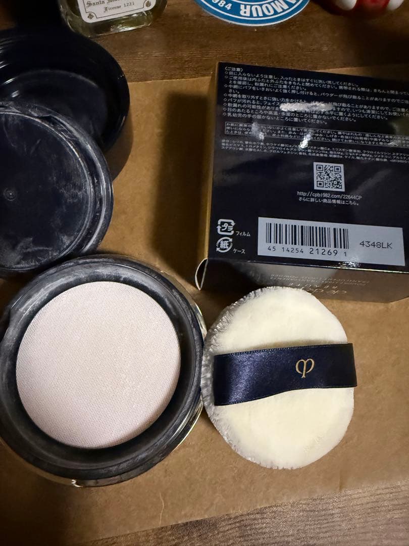 クレドポーボーテ　プードルトランスパラント　n M ライト