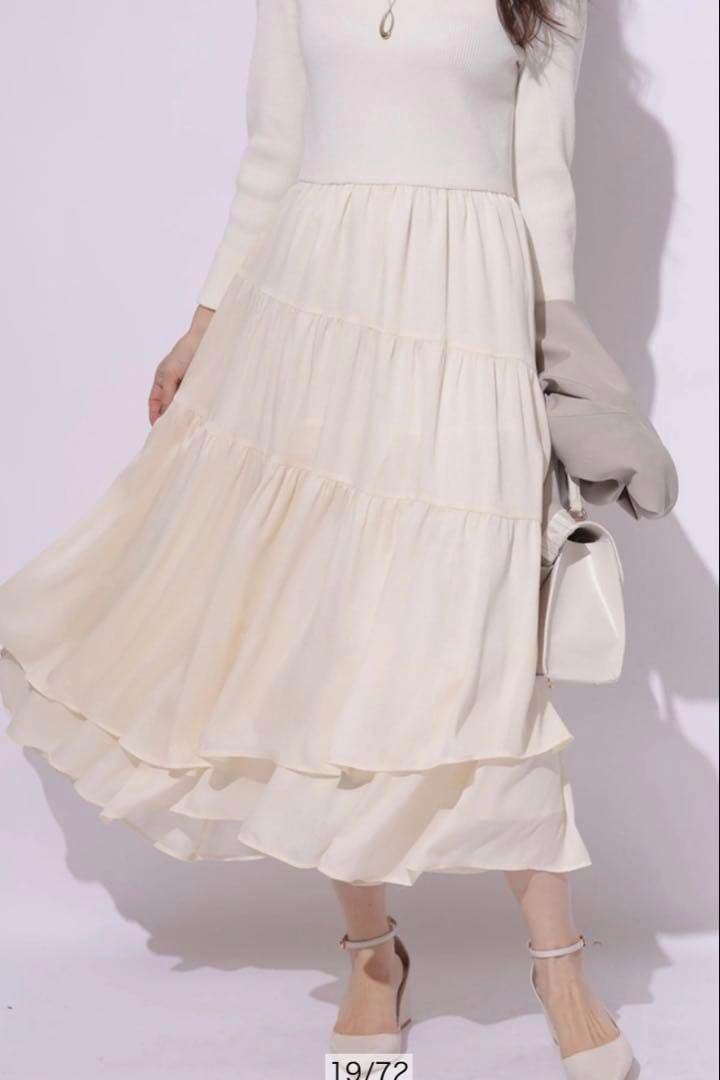 新品タグ付き　アプワイザーリッシェ　シアーイレヘムドッキングワンピース　サイズ2