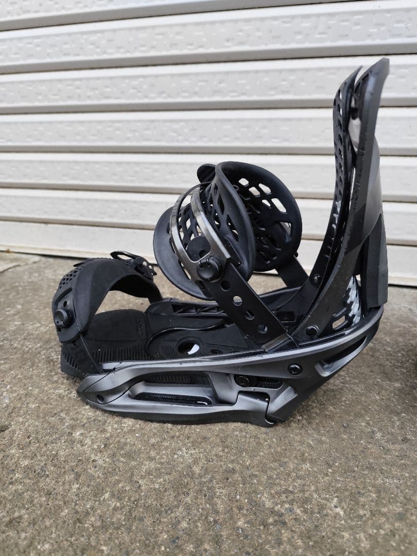 Burton Genesis EST Мサイズ　ビンディング ブラック