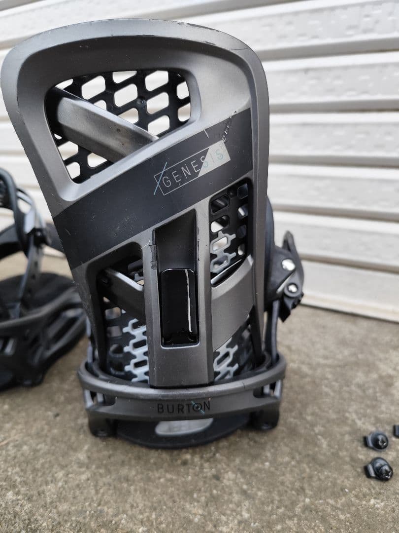 Burton Genesis EST Мサイズ　ビンディング ブラック