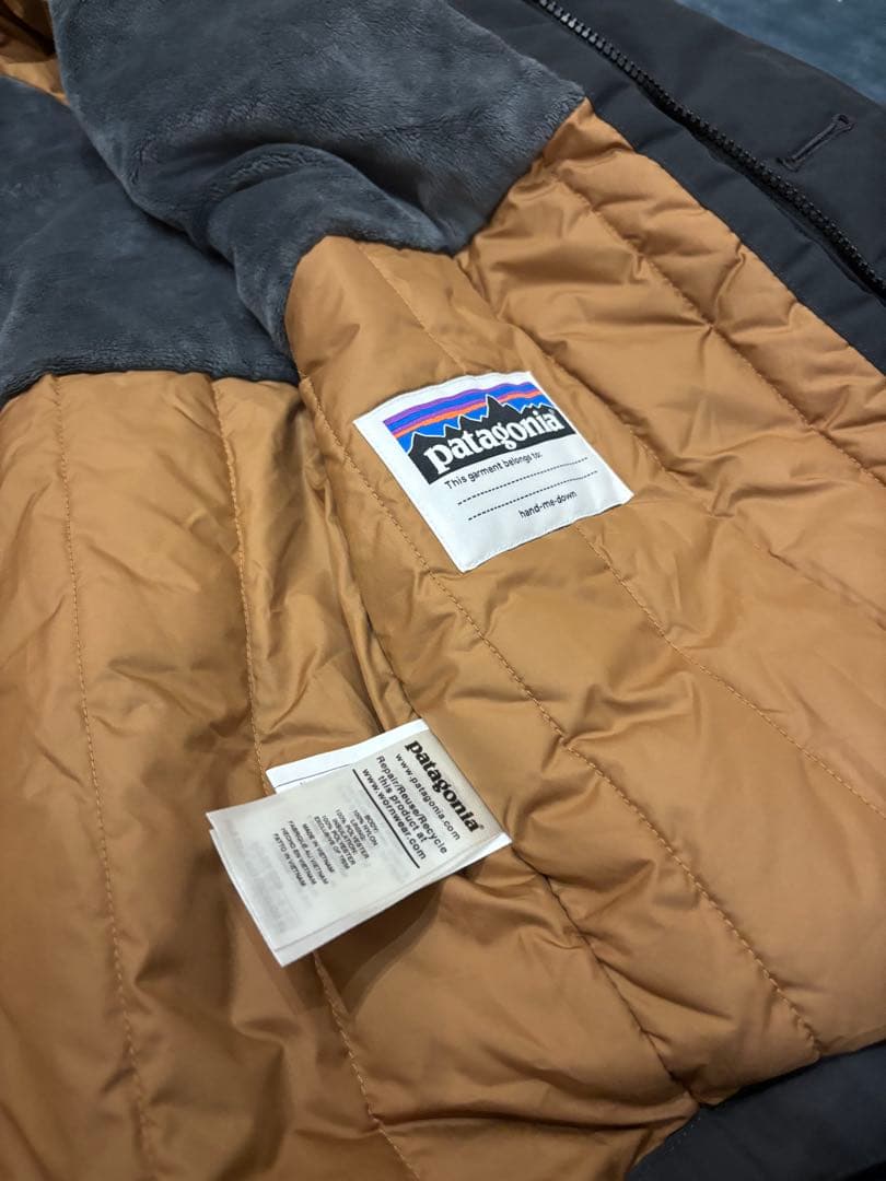 Patagonia　ボーイズインサレーテッドイスマスジャケット　XL/14