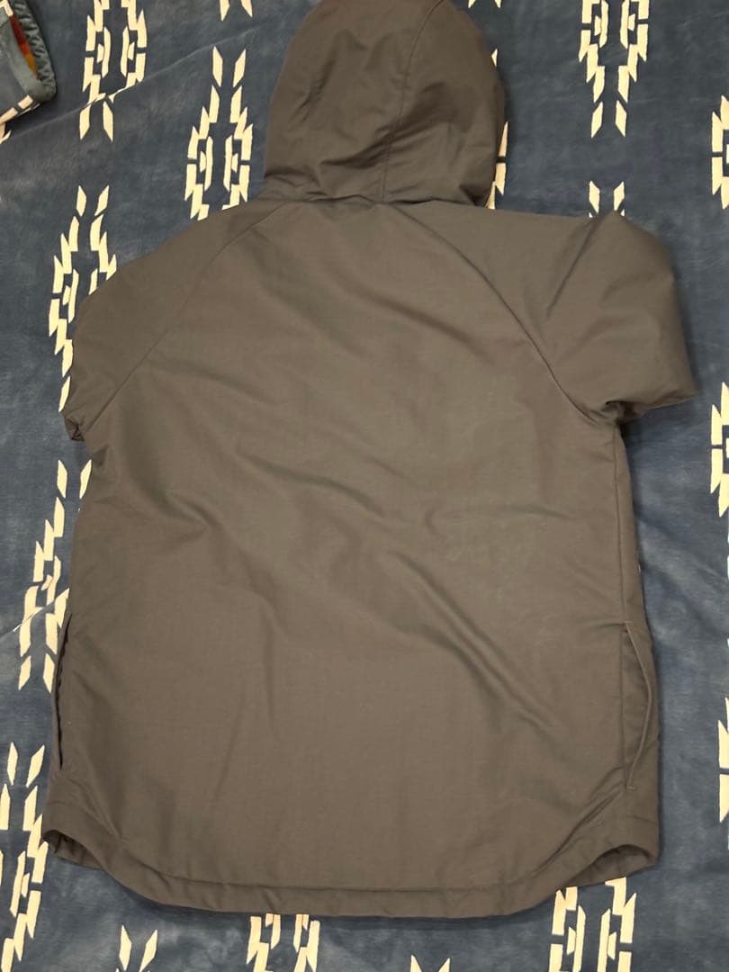 Patagonia　ボーイズインサレーテッドイスマスジャケット　XL/14