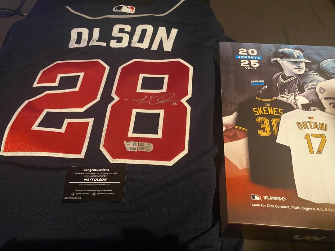 マット・オルソン　UNDER WRAPS MLB JERSEYS VOL.2