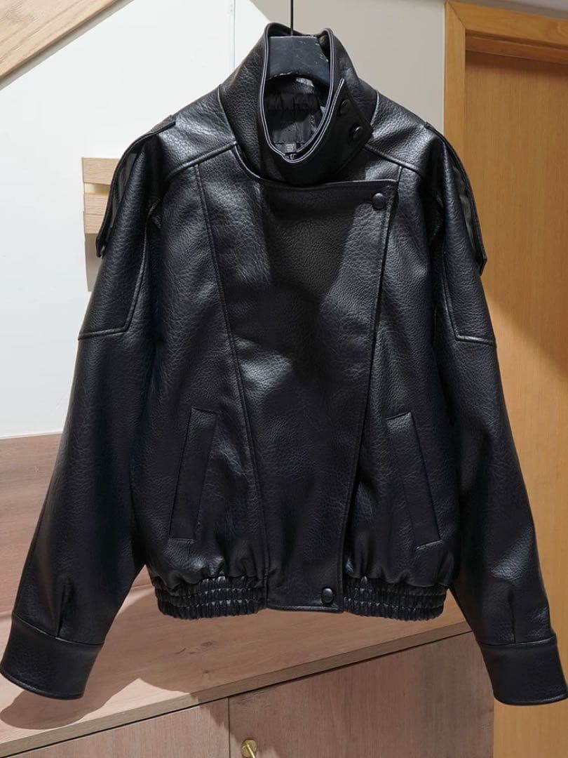 ZARAフェイクレザージャケット ブラック ハイネック Sサイズ