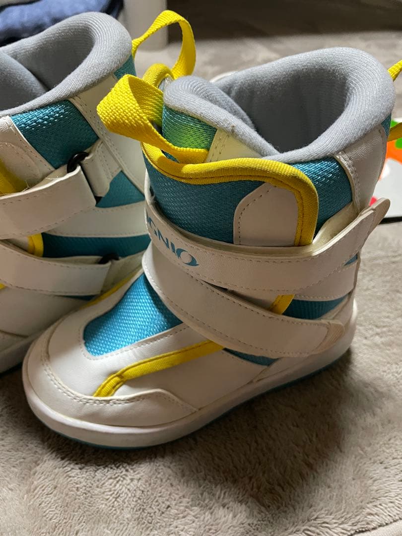 キッズスノーボードセット　98　板　ビンディング　ブーツ　プロテクター