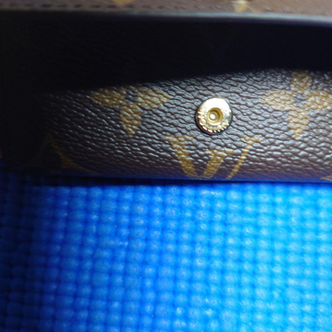 LOUIS VUITTON 4連キーケース