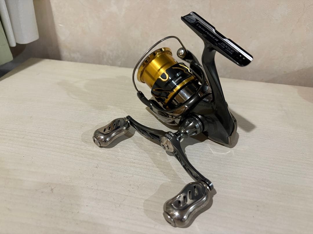 ★☆シマノ 20ツインパワー 2500S リブレ　カスタム　美品