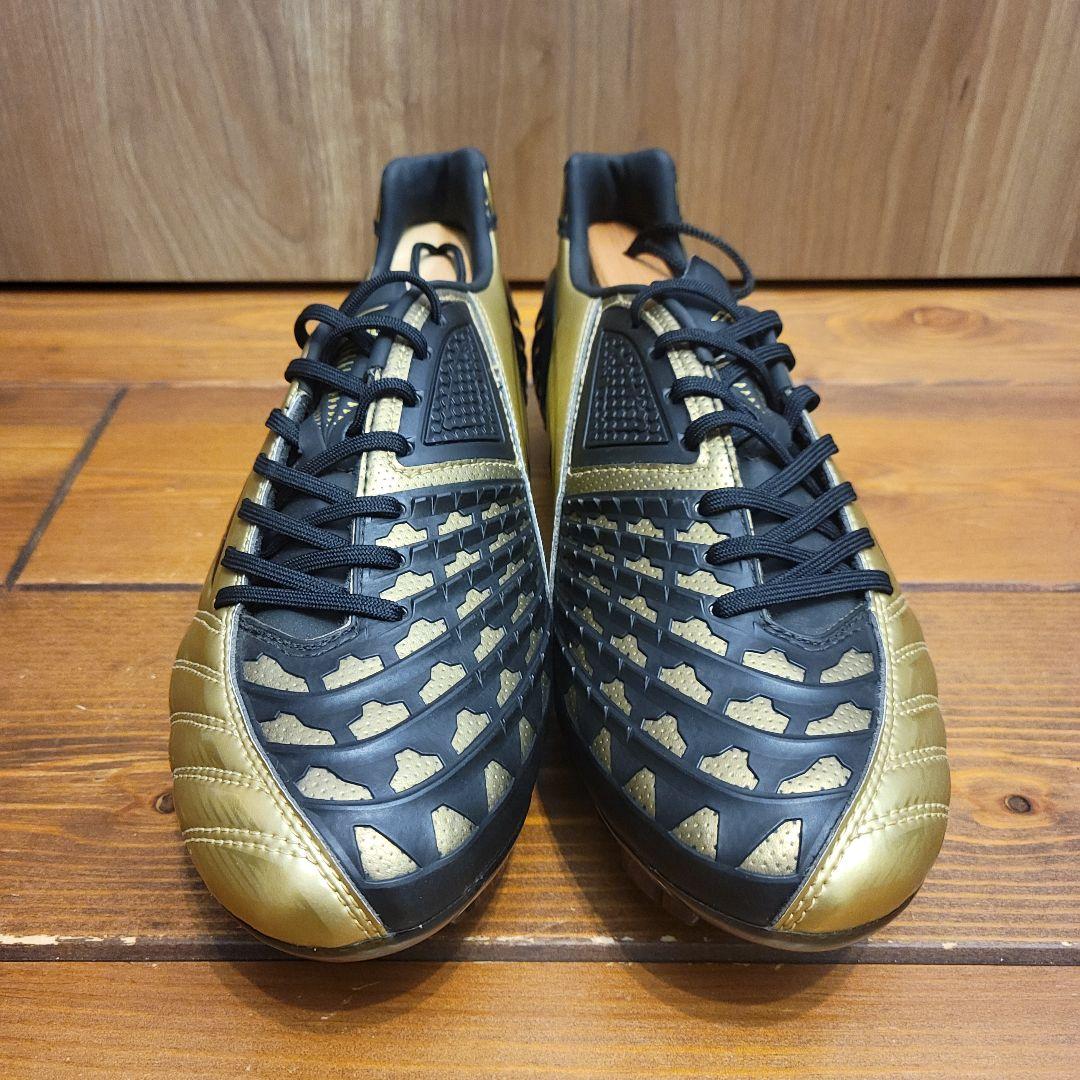 【ほぼ新品】ミズノ ウェーブ イグニタス 3 SL ゴールド×ブラック 26cm