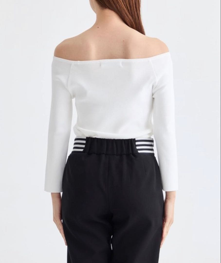 み*ー様 【新品】BORDERS at BALCONY パールオフショルダートッ