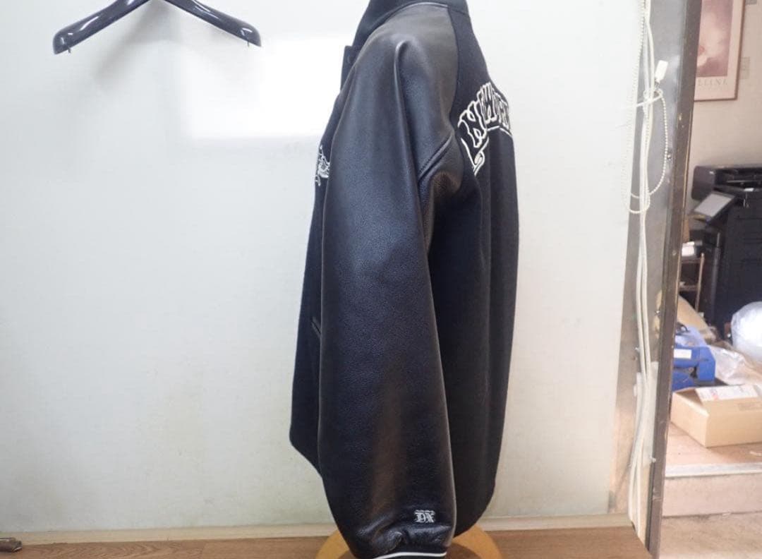 あ*ん様 Deluxe ブラック スタジャン