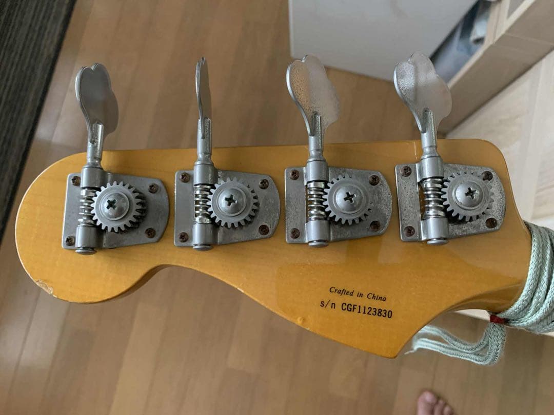 【出品1/20まで】Fender Jazz Bassエレキベース ケース付