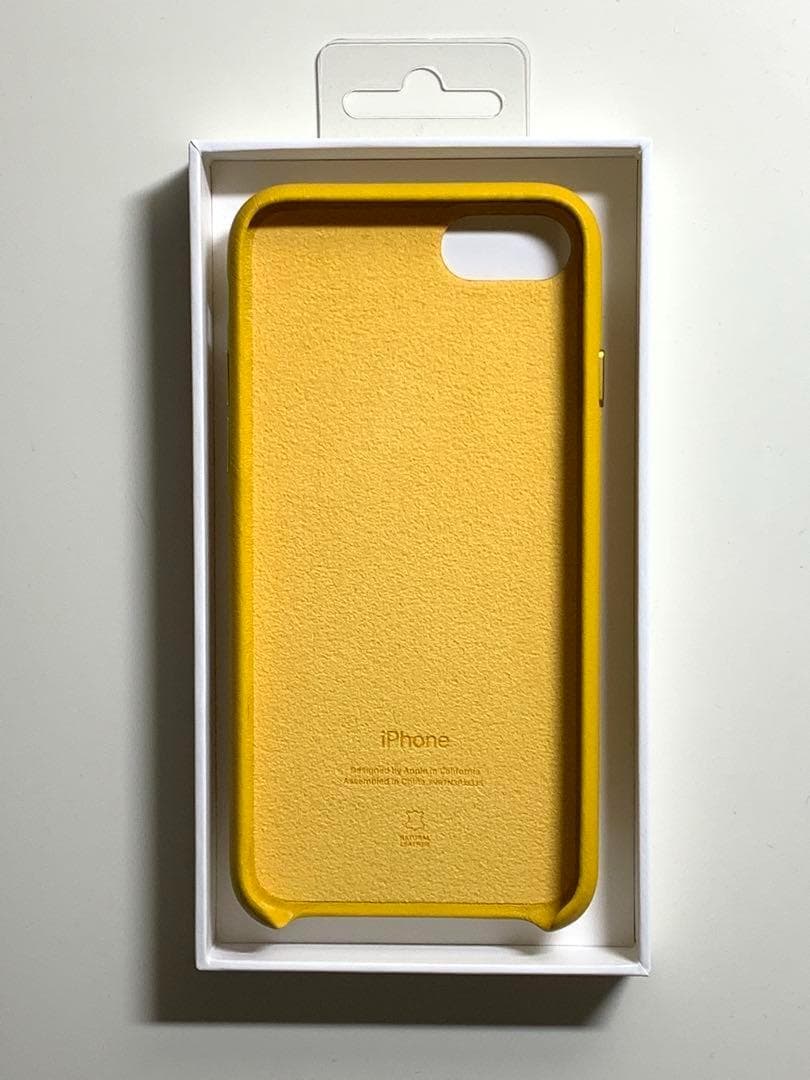 【新品】純正 iPhone 7 / 8 / SE レザーケース・サンフラワー①