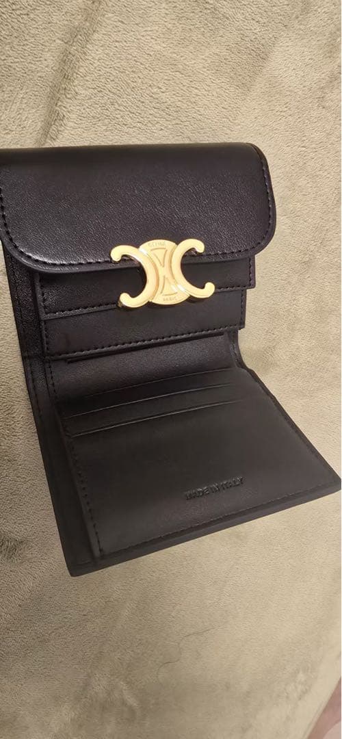 CELINE セリーヌ トリオンフ レザー 三つ折り財布 ブラック ゴールド金具