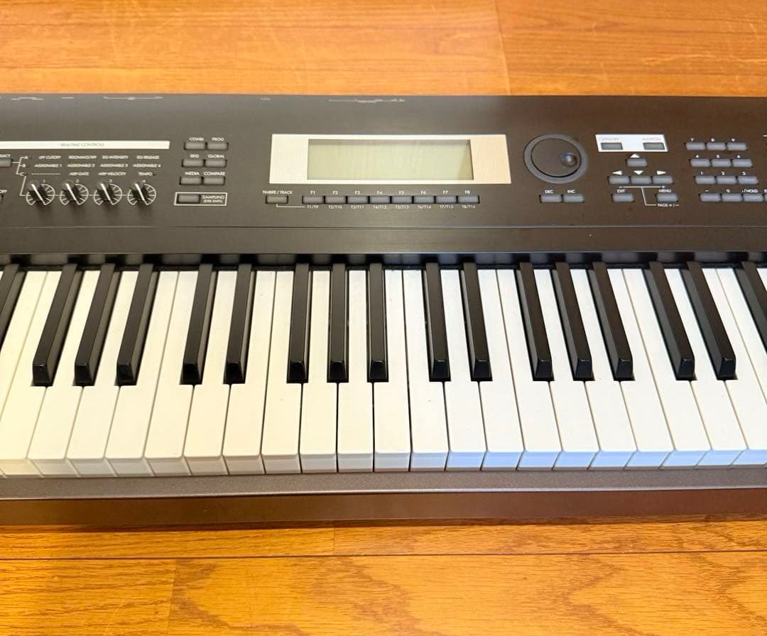 【希少】KORG TR88 シンセサイザー コルグ