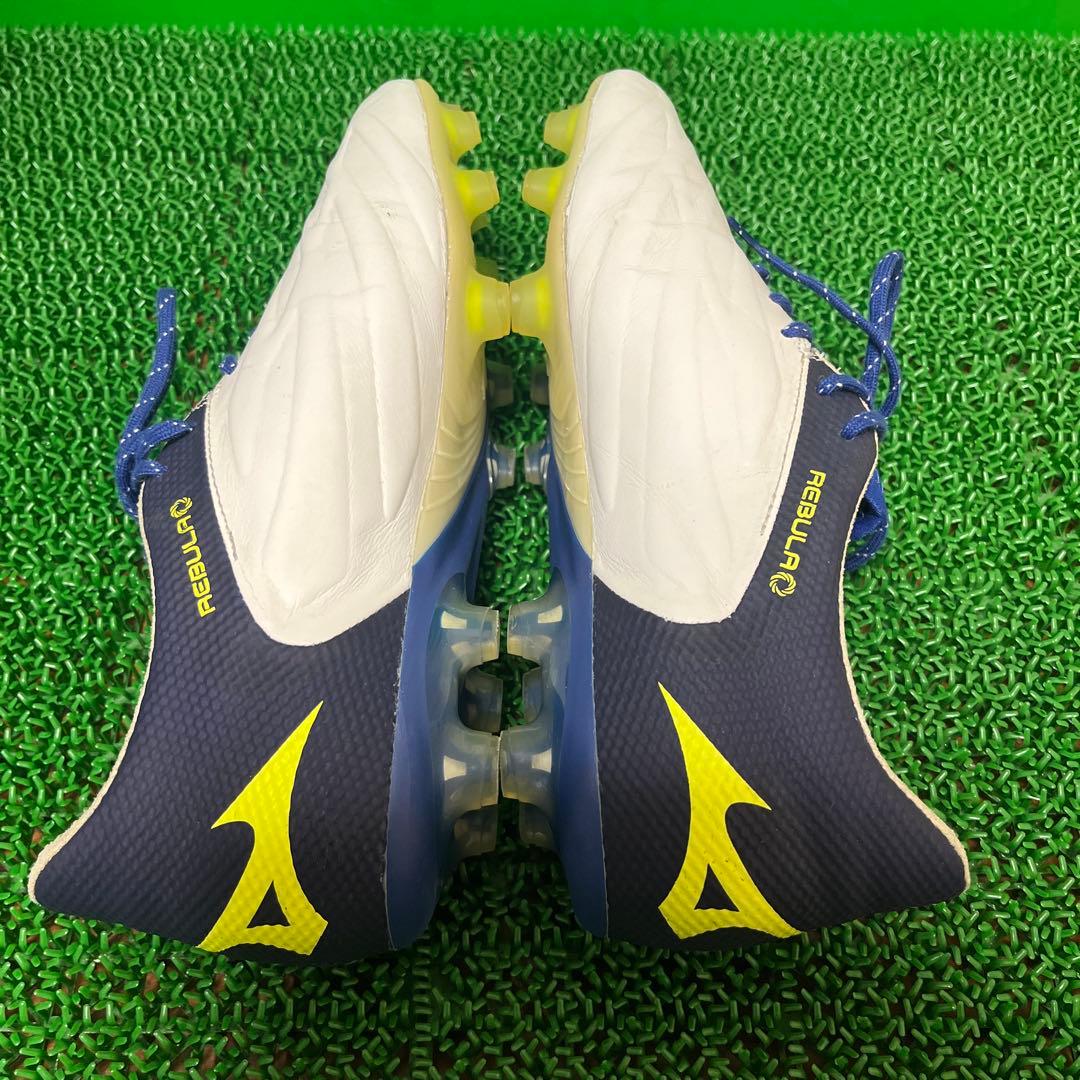 ミズノ サッカースパイク レビュラ2 V1(ホワイト×ブルー)