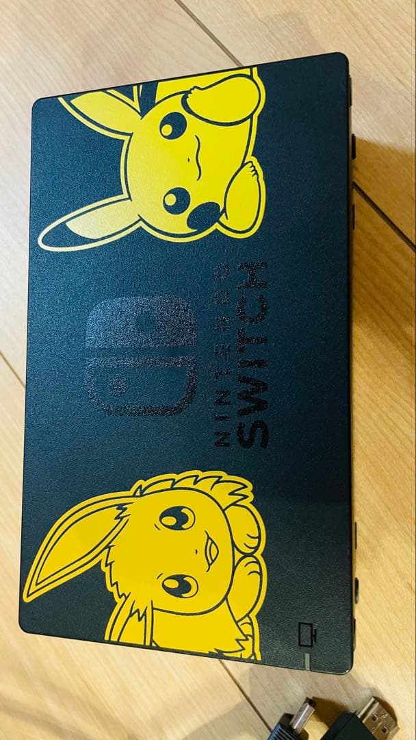 Nintendo Switch ピカチュウ/イーブイデザイン 本体