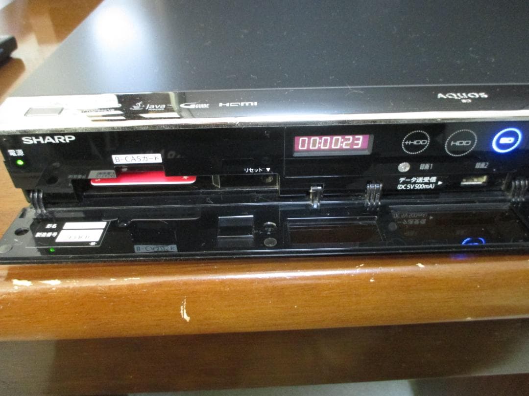 超美品☆シャープ 2番組同時録画 ブルーレイレコーダー BD-W550