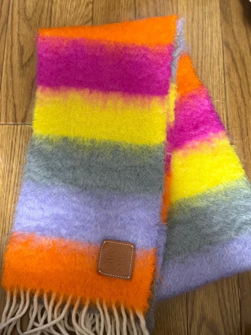 ロエベ　マフラー（2回のみ着用）