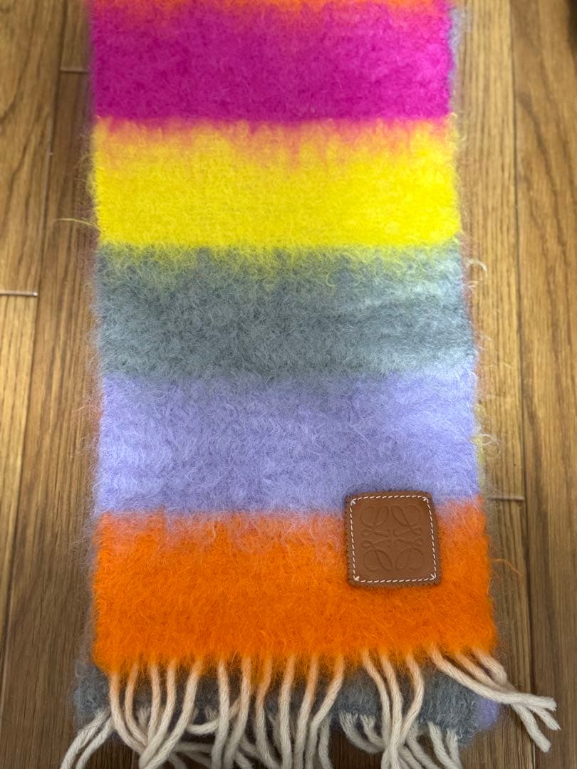 ロエベ　マフラー（2回のみ着用）