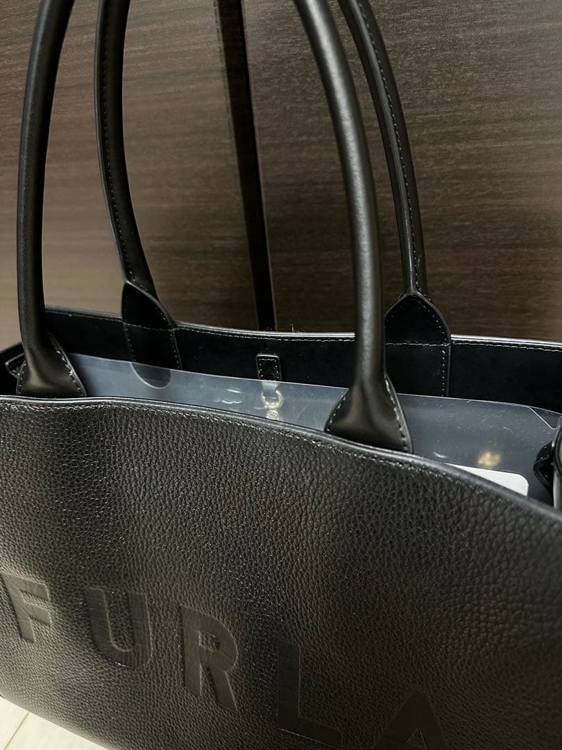 FURLA NIOBEトートバッグ　Lブラック