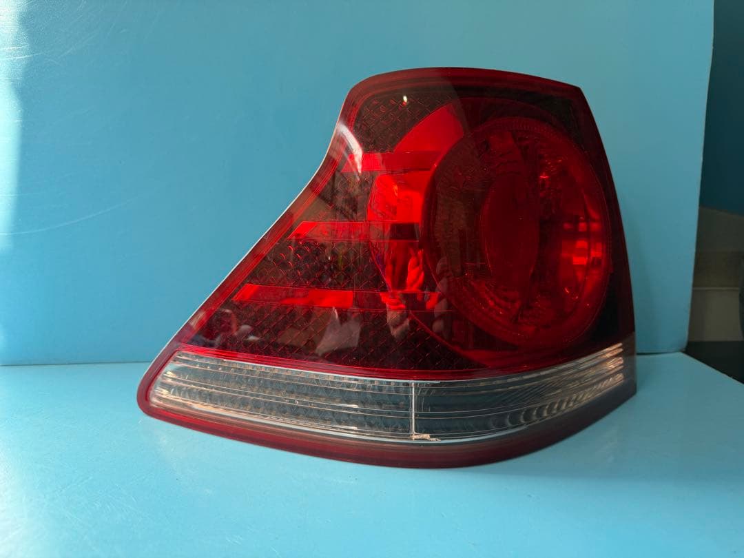 18系クラウン　アスリート後期　テールランプ　ライト　18クラウン　ゼロクラ　け