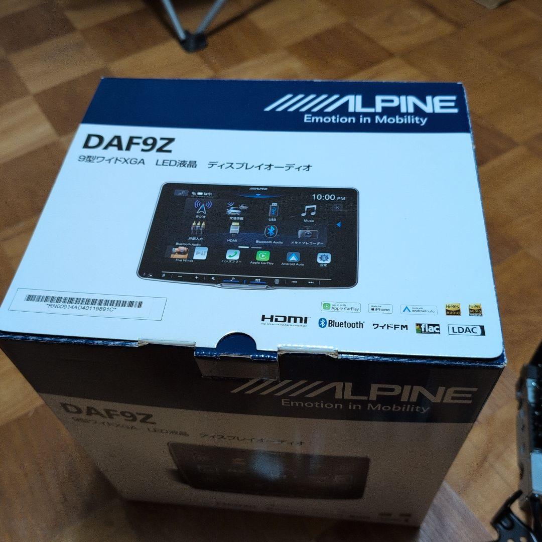 アルパイン　ALPINE　ディスプレイオーディオ DAF9Z　保護フィルム貼り