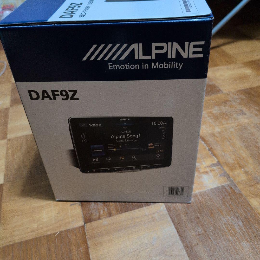 アルパイン　ALPINE　ディスプレイオーディオ DAF9Z　保護フィルム貼り