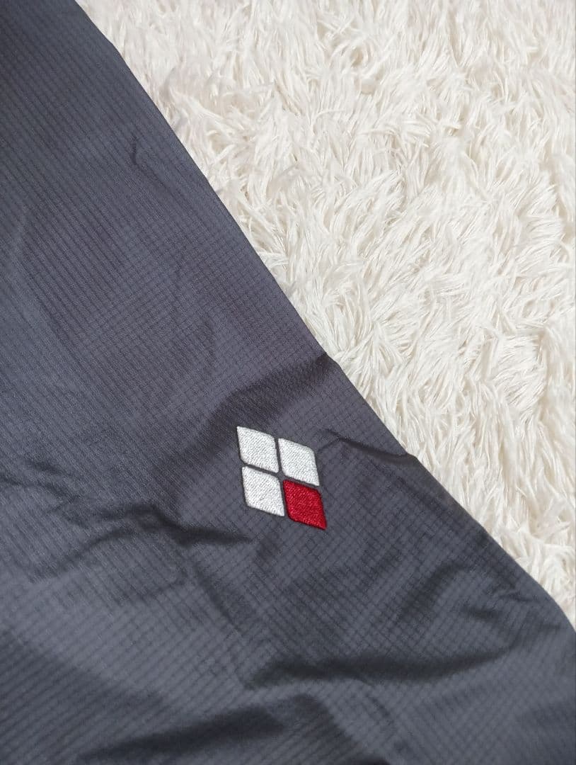 mont-bell　現行販売品　　ほぼ新品　ストームクルーザー　レディースL