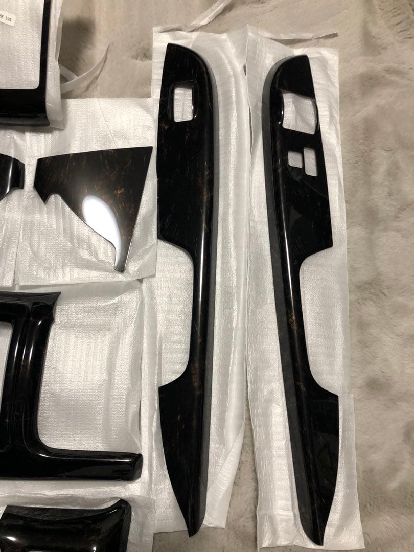 ハイエース インテリアパネル マホガニー 14個