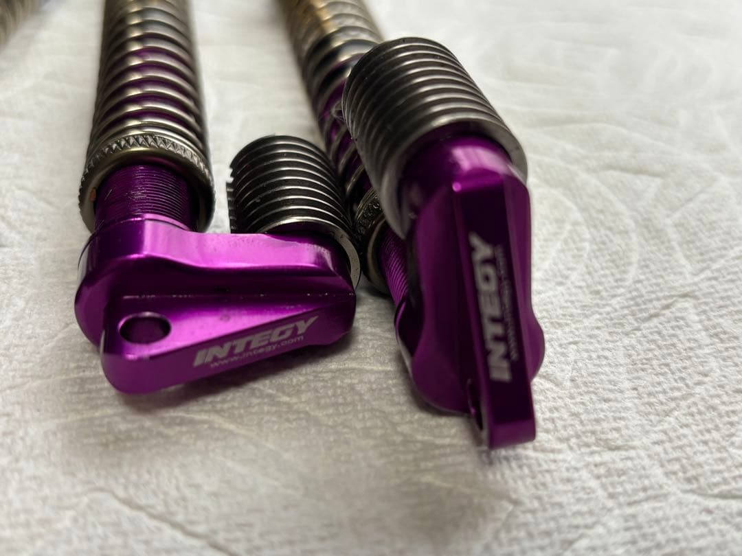 r*6様 hpi サベージ 用 INTEGY アルミダンパー