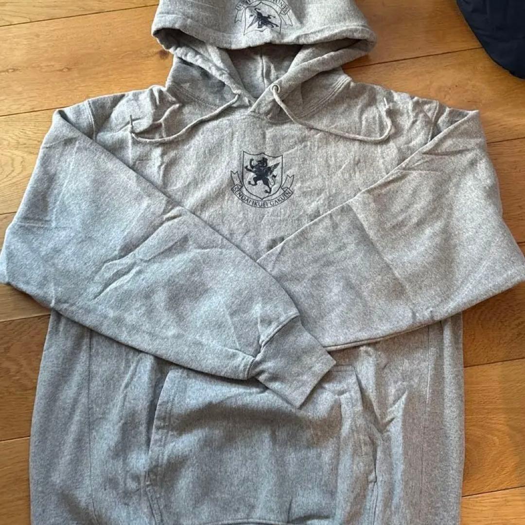 仙台育英　SENDAI IKUEI GAKUEN フード付きグレー　XL