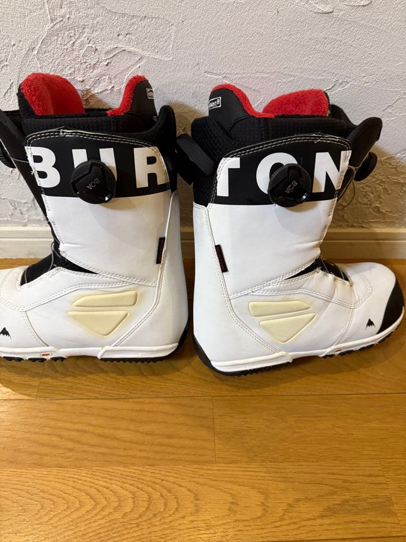 BURTON スノーボードブーツ ホワイト/ブラック/レッド