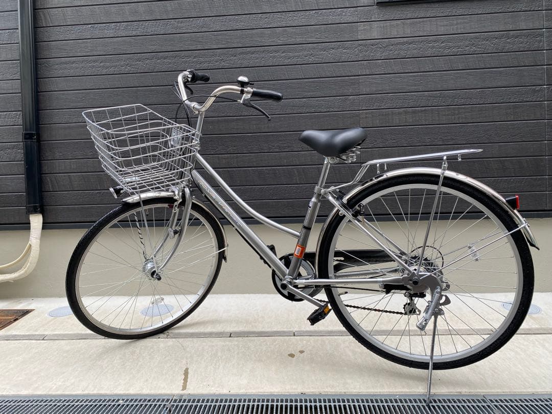 《大阪市・引取限定》26インチ自転車　オートライト・６段変速