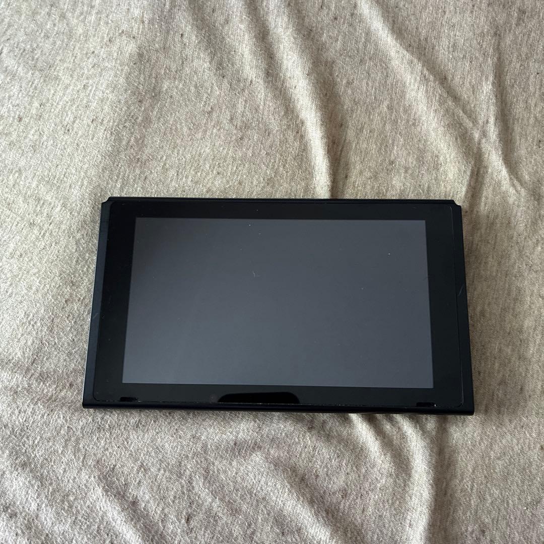 Nintendo Switch 本体　本体のみ