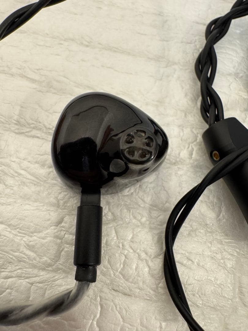 2月4日まで　Empire Ears Raven