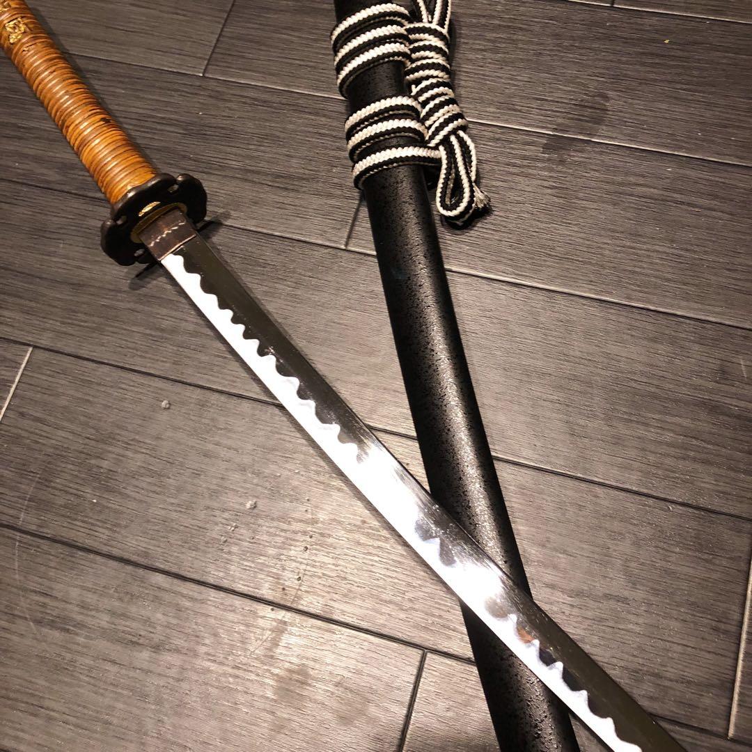 高級模造刀　籐巻拵え　高級居合刀　白黒結び　合金　籐巻柄