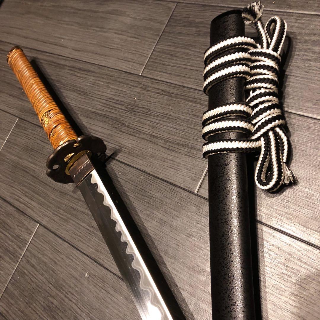 高級模造刀　籐巻拵え　高級居合刀　白黒結び　合金　籐巻柄