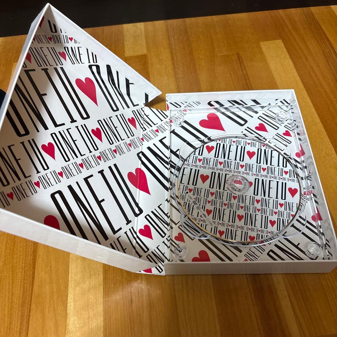 ⭐️値下げ⭐️IU♡ONE～New Year's Gift from IU〜　アイユ