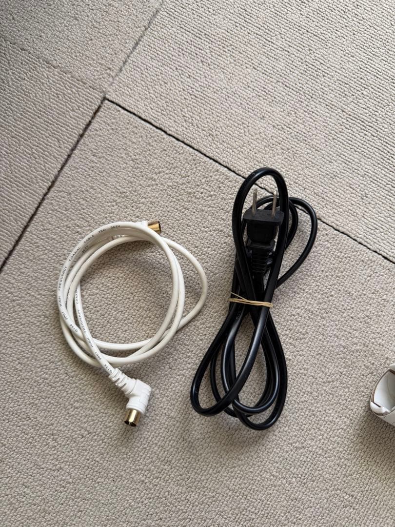 aiwa 32インチ液晶テレビ TV-32HF10W