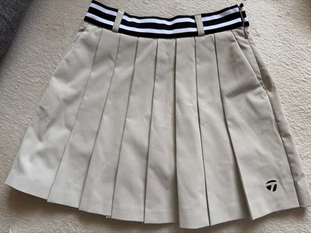 TaylorMade プリーツスカート