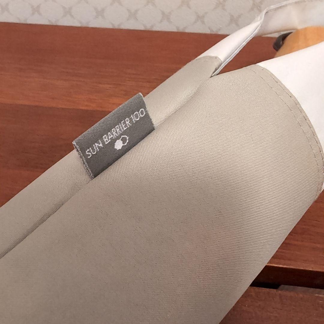 SUN BARRIER 100 アイボリー折りたたみ傘　サンバリア