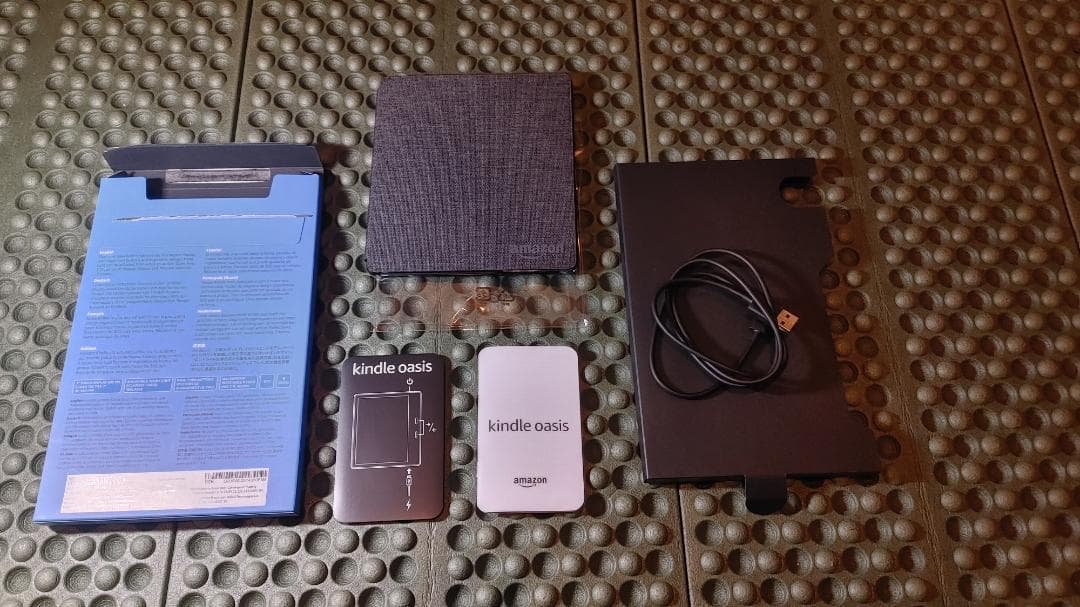 Kindle Oasis 8GB 広告なし 純正カバー付き