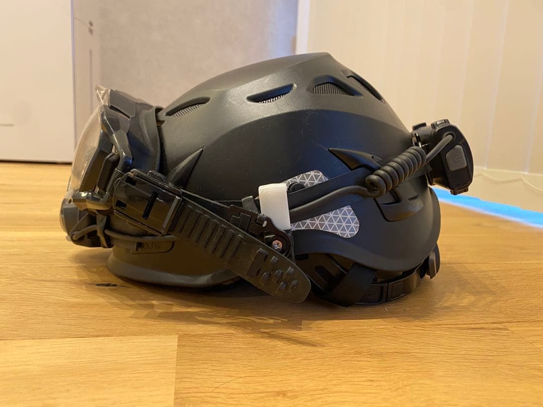 KASK ヘルメット ゴーグル　ライト　付けます