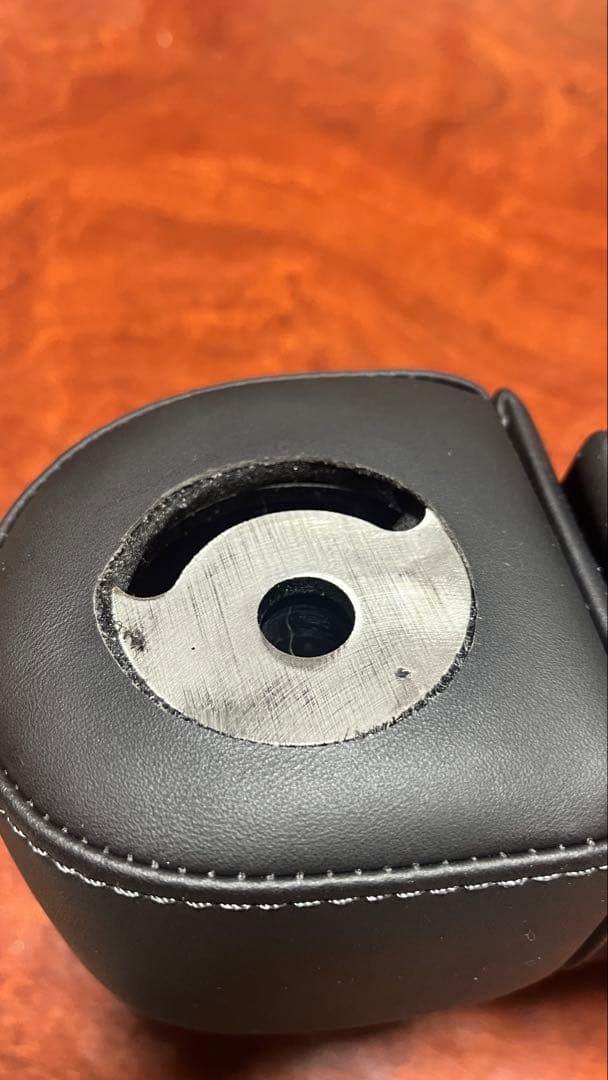 トヨタ　ヴォクシー 　ノア90系 ワイドコンソールアームレスト