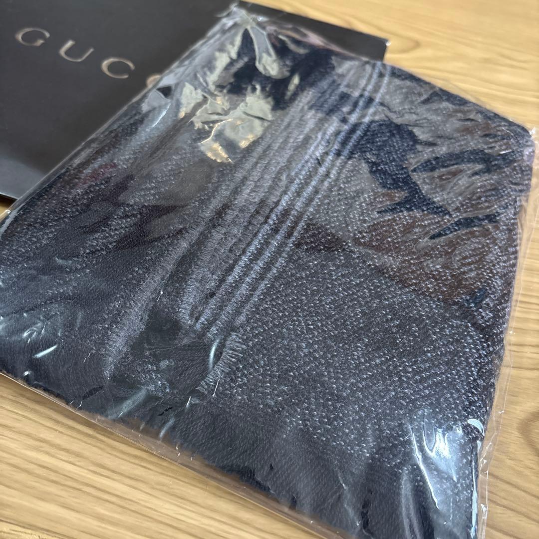新品未使用　GUCCIマフラー