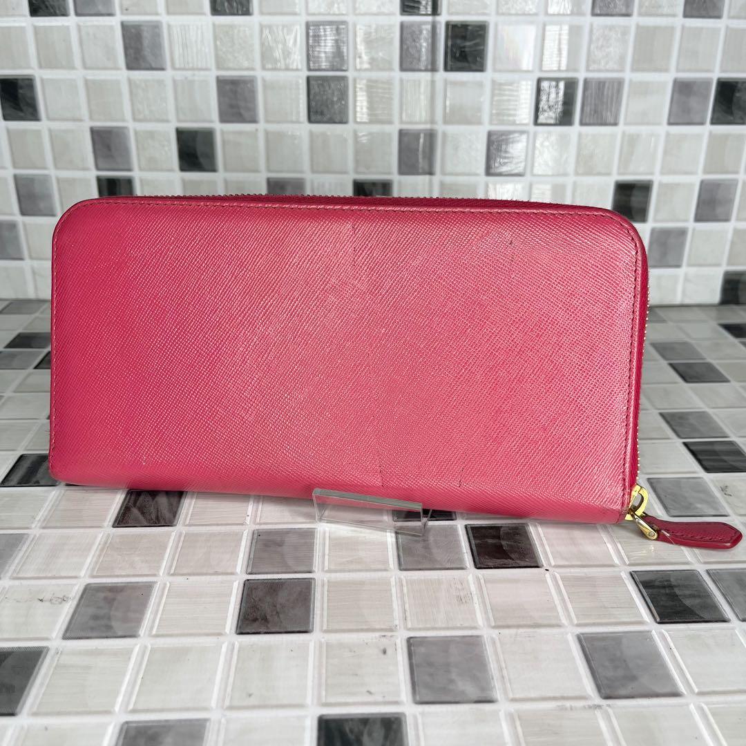 PRADA プラダ 長財布　ラウンドファスナー