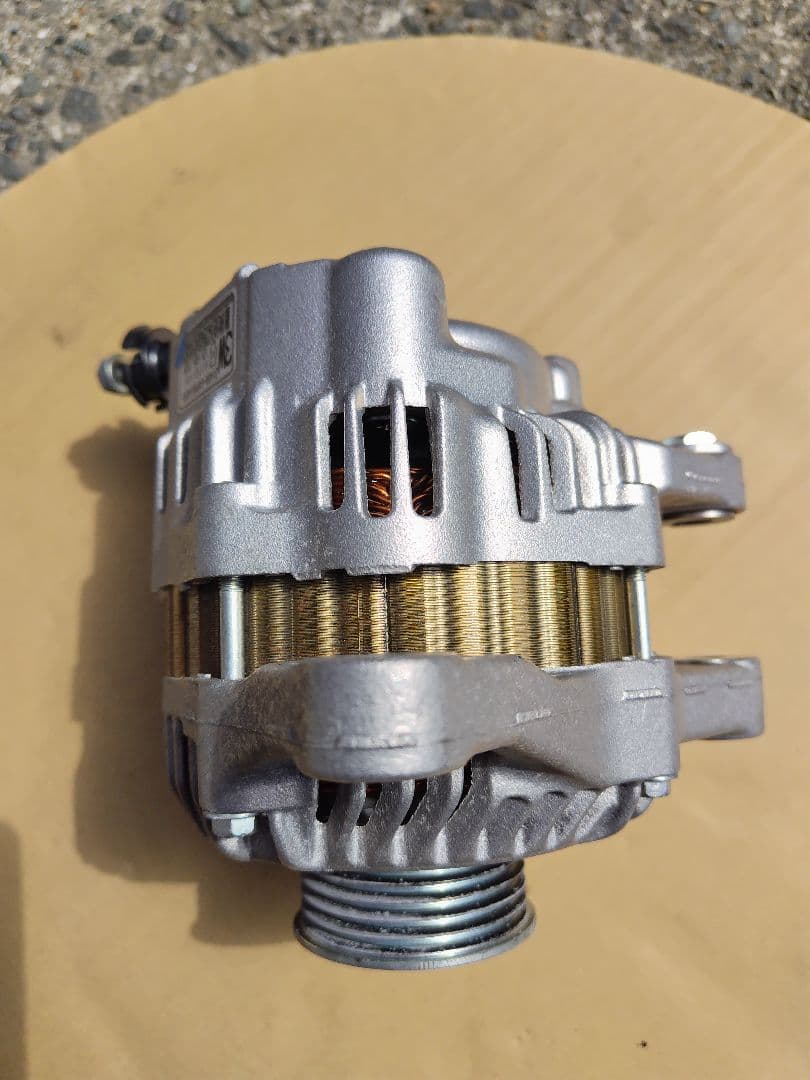 スズキエブリィW DA17W ダイナモ