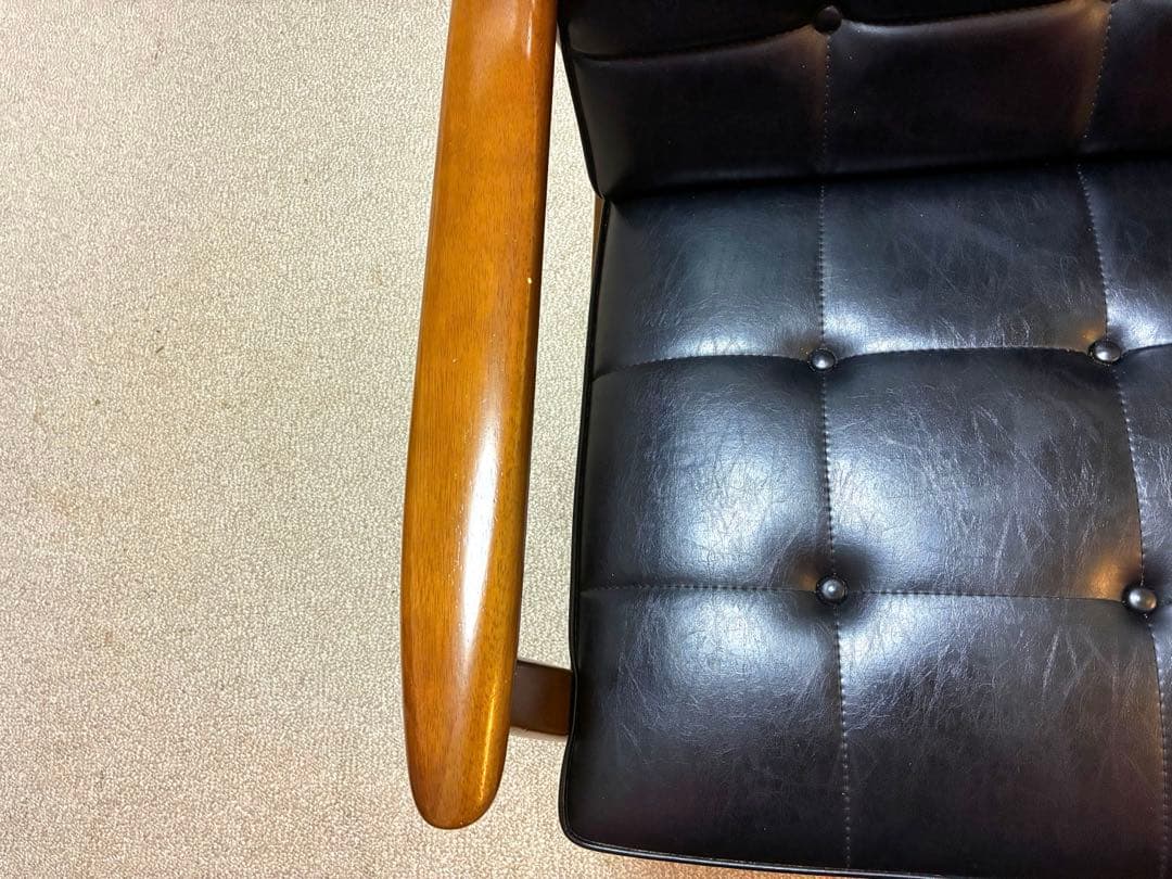 カリモク60 Kチェア 2シーター スタンダードブラック